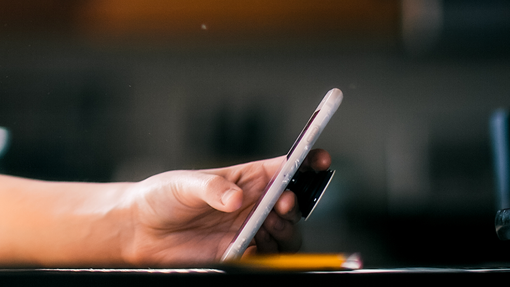 综述|多国限制未成年人使用社交媒体