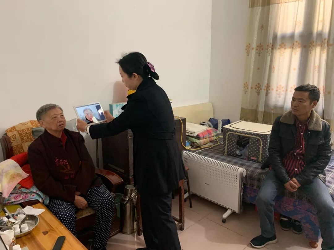 启东农商银行：温暖当夏 金融服务正当时