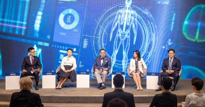 夏季达沃斯论坛|AI怎么“+”企业?行业大佬这么说