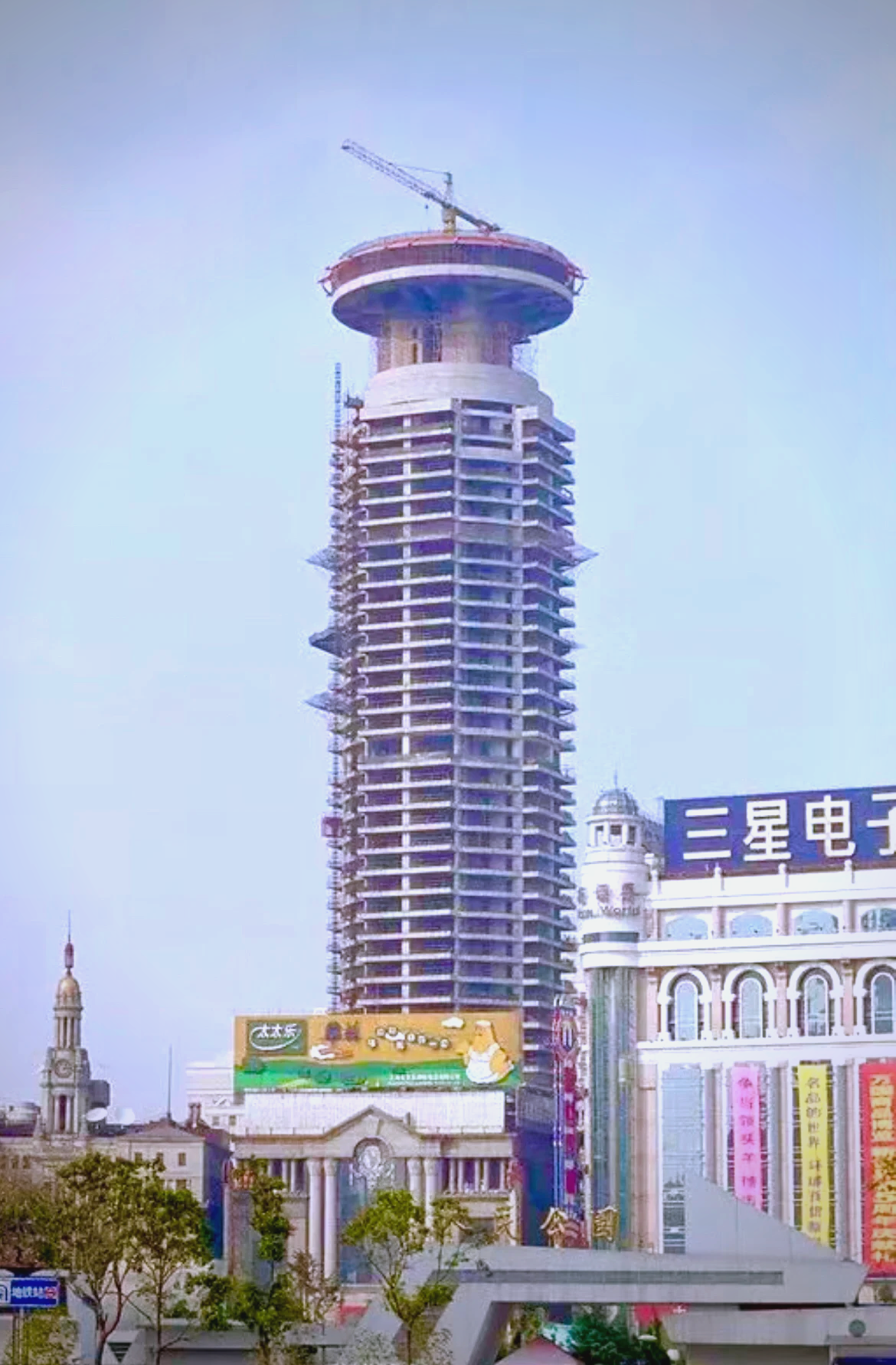 新世界：为上海建设国际消费中心城市提供商业新范式
