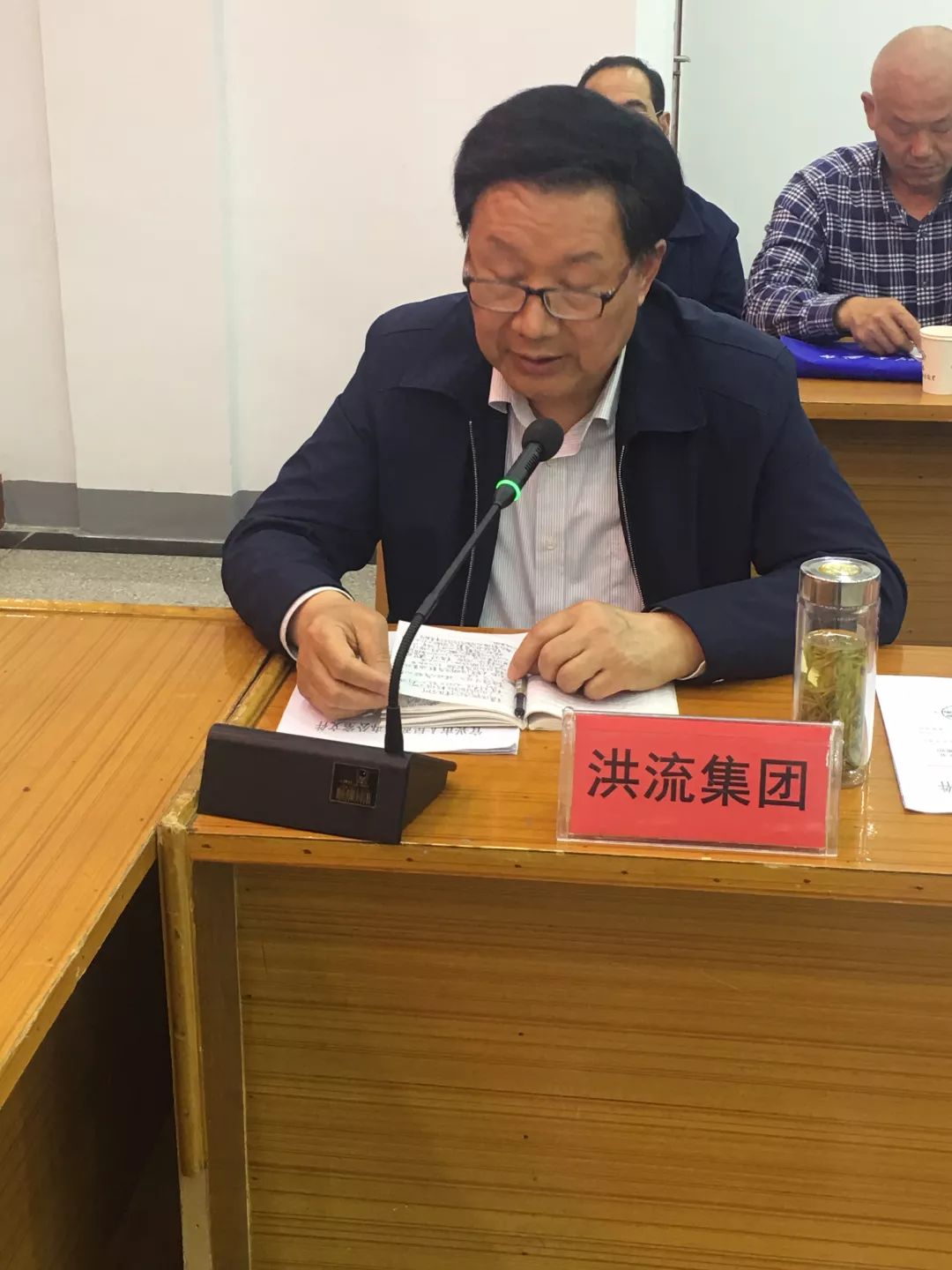 王府井：改旧育新谋转型