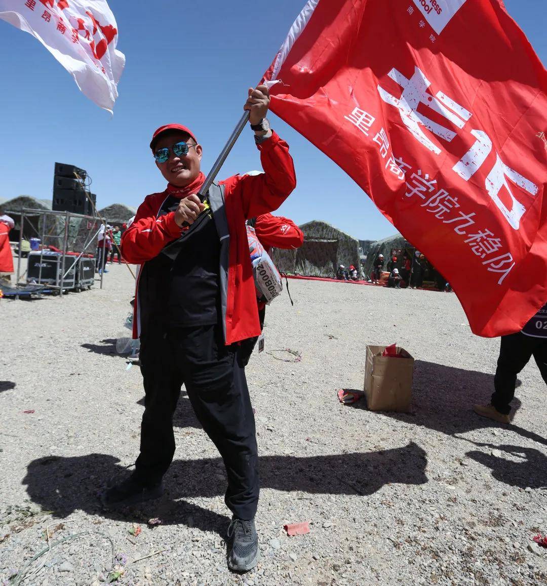 南京银行上市十八周年：积微成著 行稳致远 绘就资本市场精彩华章
