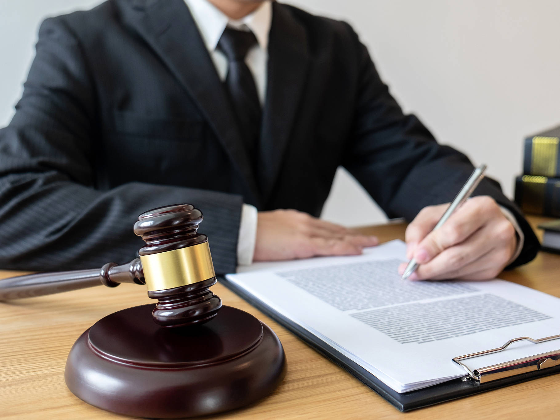 税务部门首次详细披露涉税中介违法违规案件