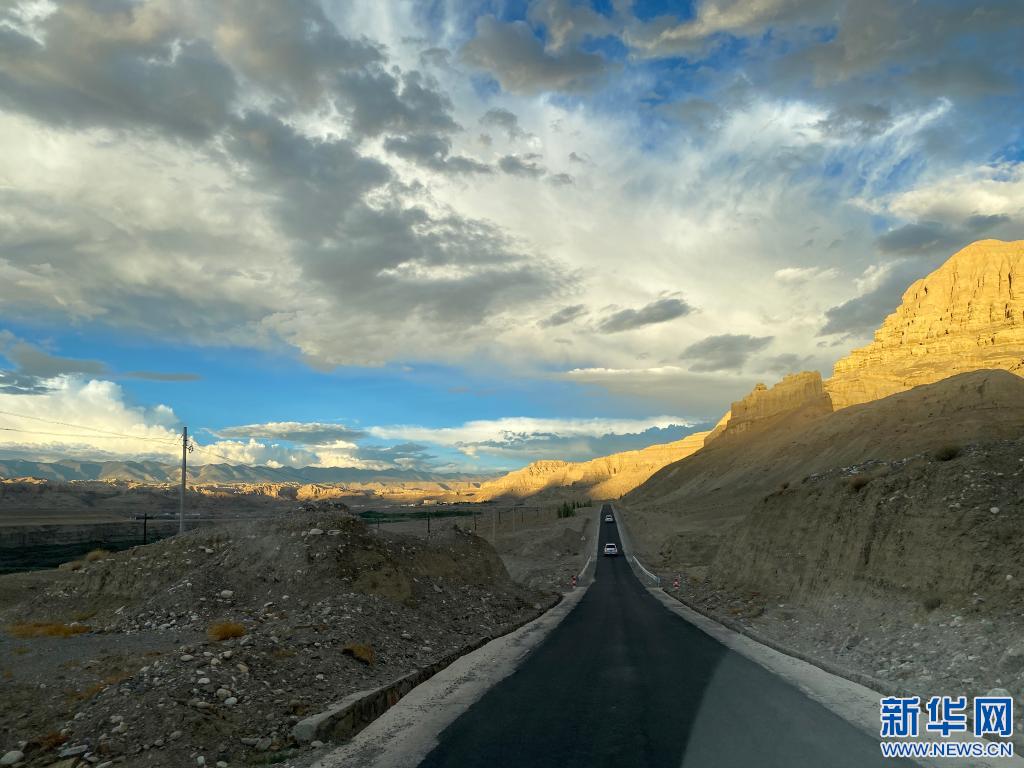 西藏交通基础设施建设日新月异