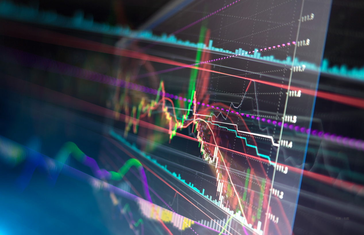 收评:沪指涨0.85%盘中创近10年新高 两市成交金额逾2.7万亿元