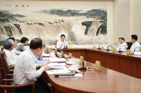 十四届全国人大常委会第十七次会议在京举行 审议生态环境法典总则编草案、生态保护编草案、绿色低碳发展编草案和民族团结进步促进法草案等 赵乐际主持