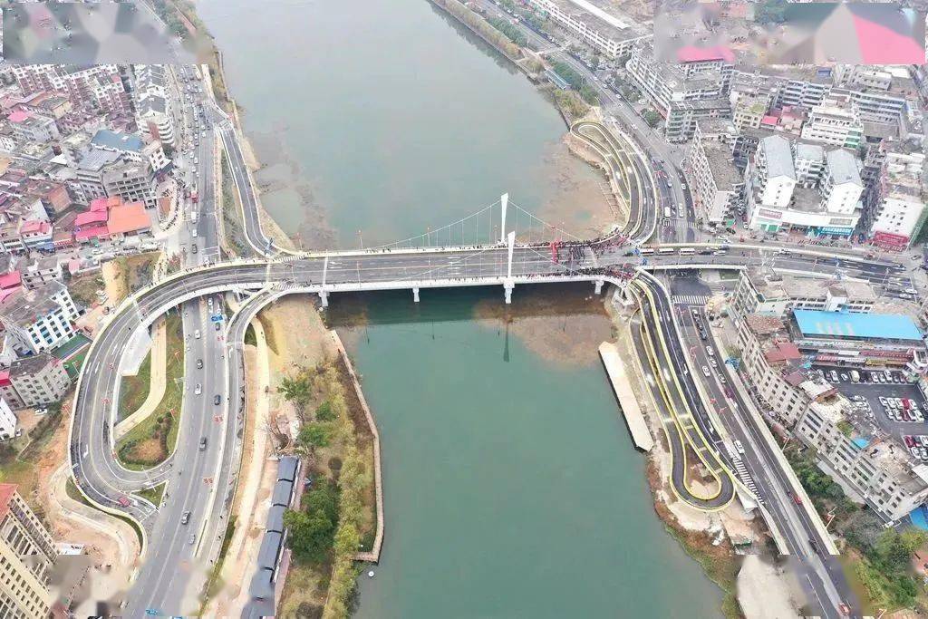 天堑通途 山乡巨变——写在新的世界第一高桥通车之际