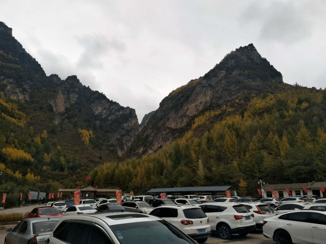 “双节”旅游热将持续至本周末,县城成“追秋”热门地