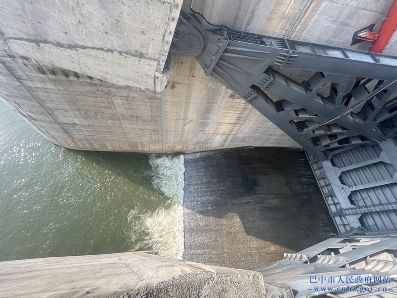 “十四五”重大工程叶巴滩水电站下闸蓄水