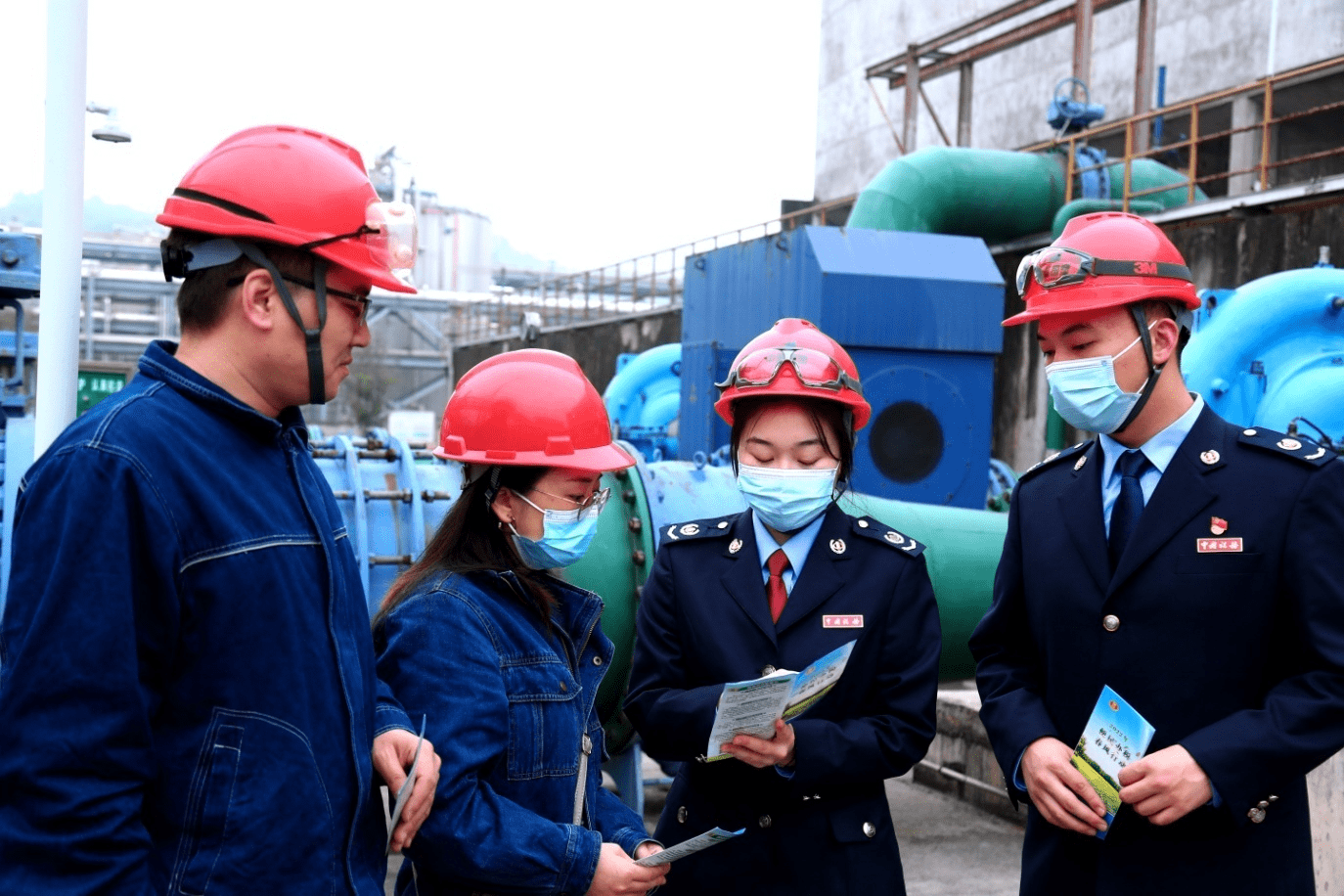 财政部：宏观政策将持续发力适时加力