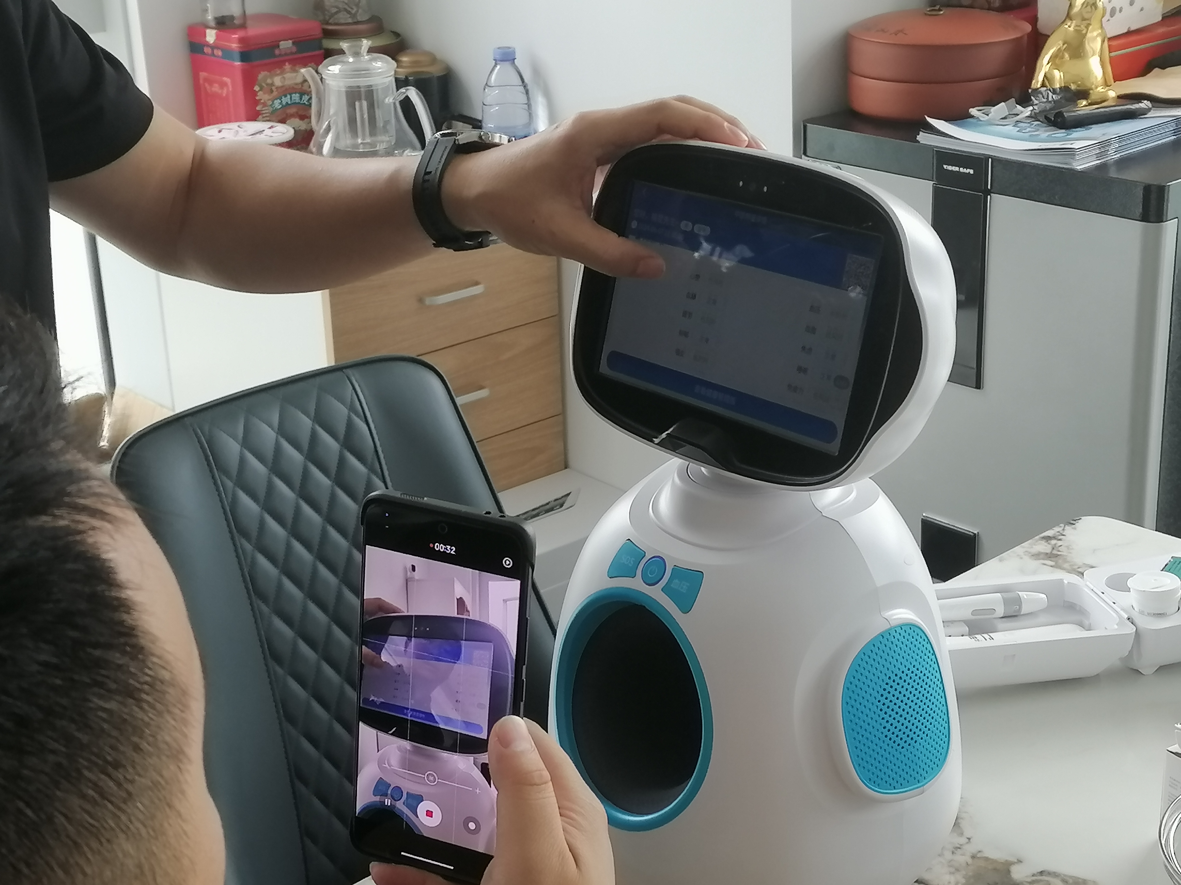 AI健康管家升级 开放生态平台落地:茶寿健康2.0发布会展望智慧健康新未来