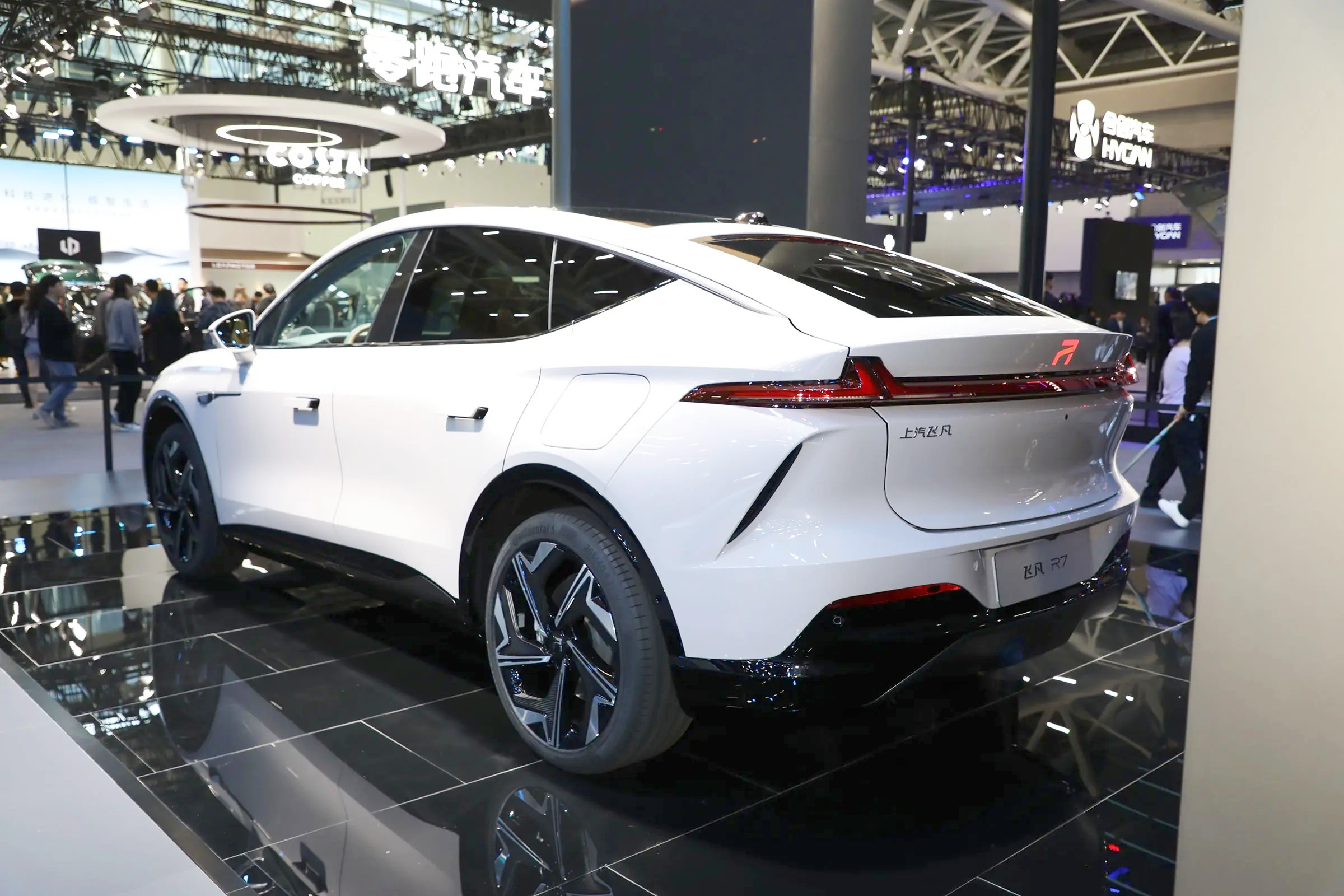 多家港股上市车企披露三季报 业绩会透露明年乐观市场期待