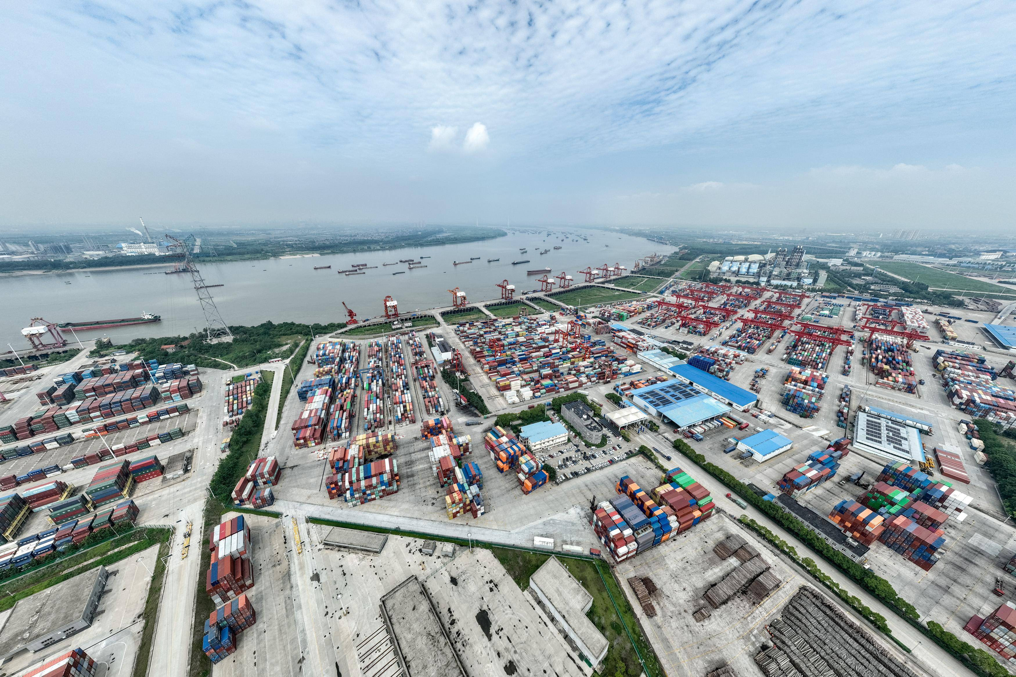 《新时代县域经济学》智库报告发布