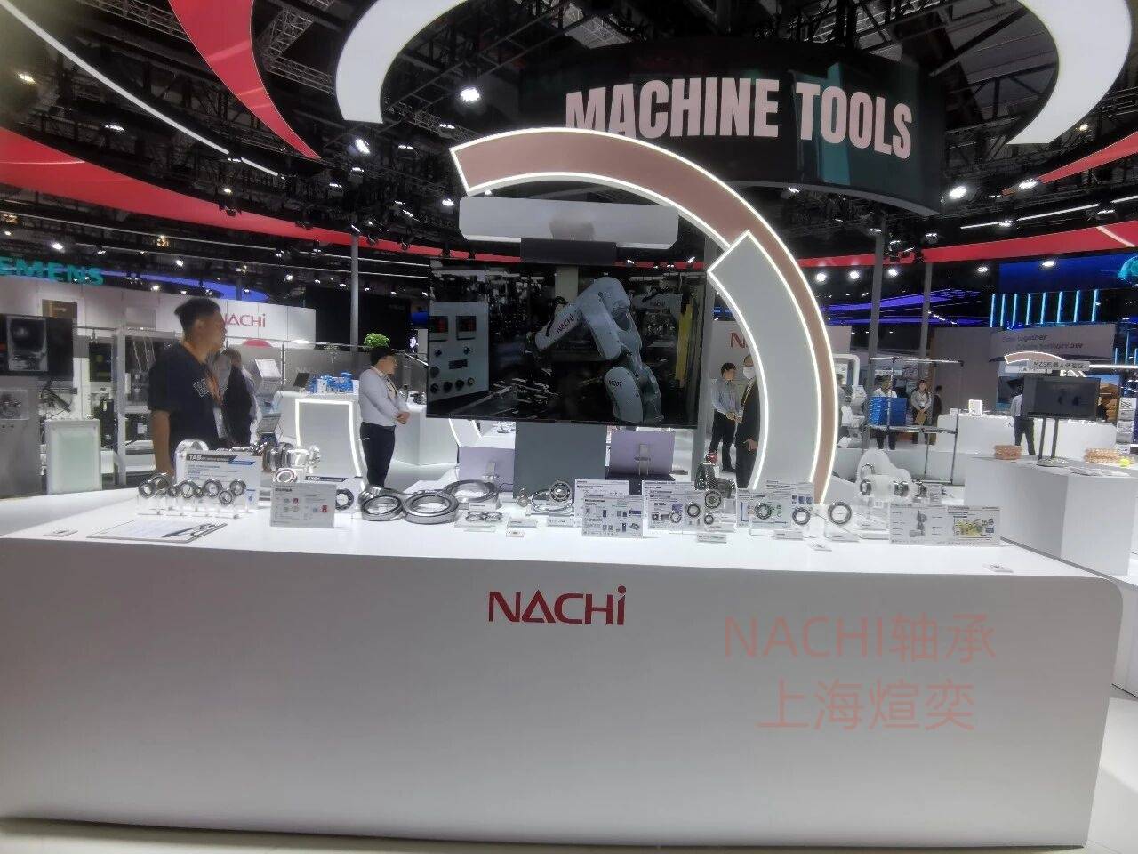 万丰奥威旗下多款钻石飞机明星机型及Volocopter多款eVTOL亮相亚洲通用航展