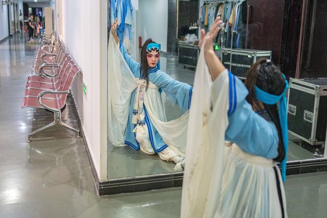 银行网点传出昆曲声—— 一份养老金融的“破圈”实验报告