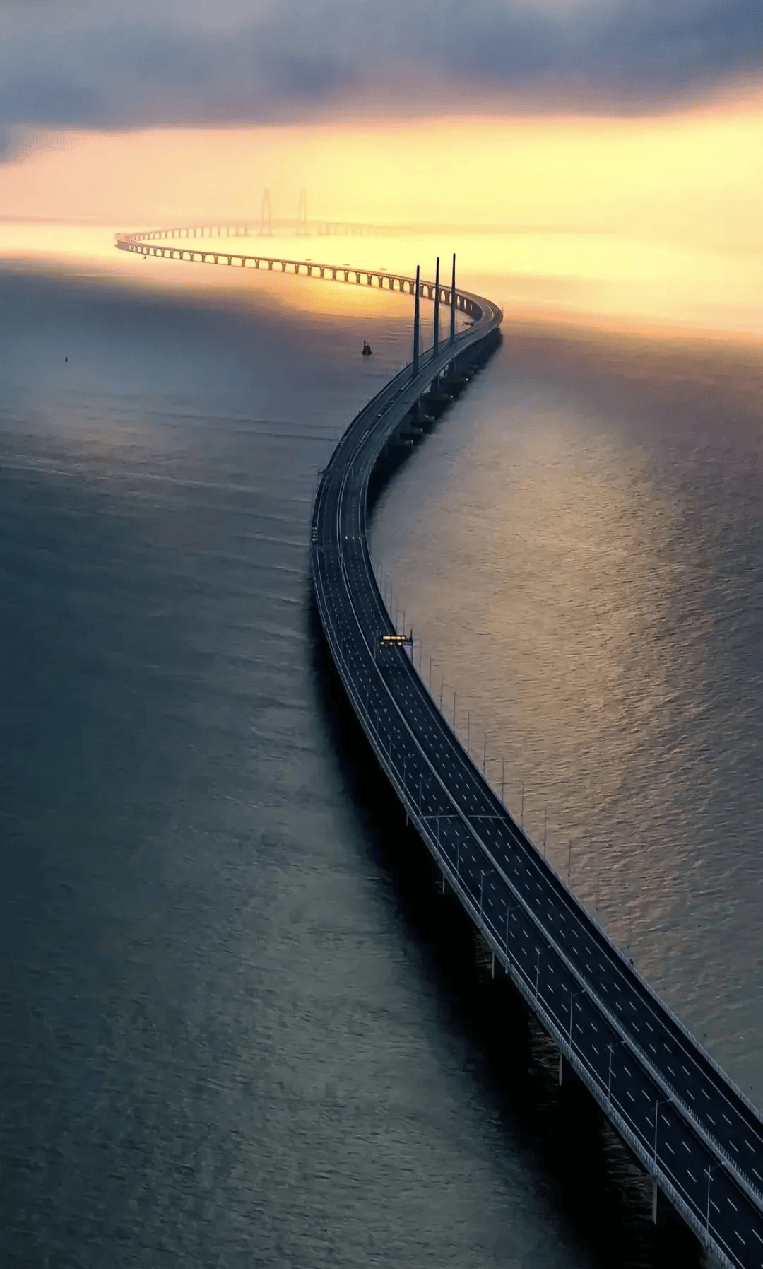 聚焦大湾区｜湾区融合新里程碑！港珠澳大桥出入境客流量突破1亿人次