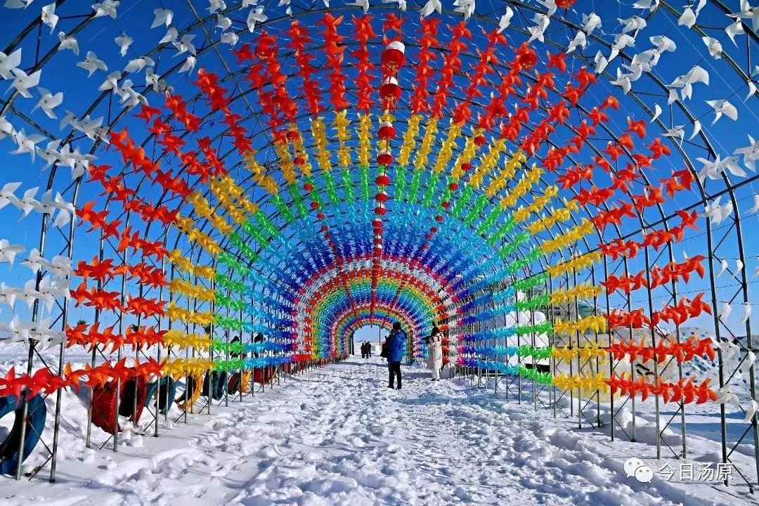 呼和浩特：冰雪搭台唱响文旅融合乐章