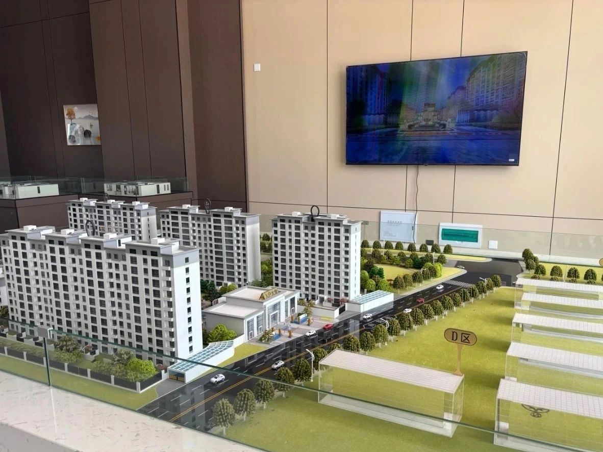 用“钉钉子精神”推动“高效办成一件事” 便民惠企清单持续扩容