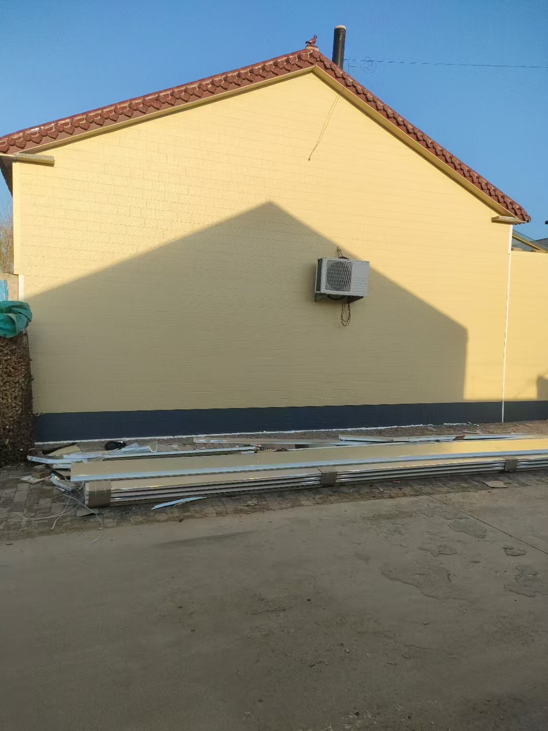 升级防寒保障！多地筑牢民生“保温墙”