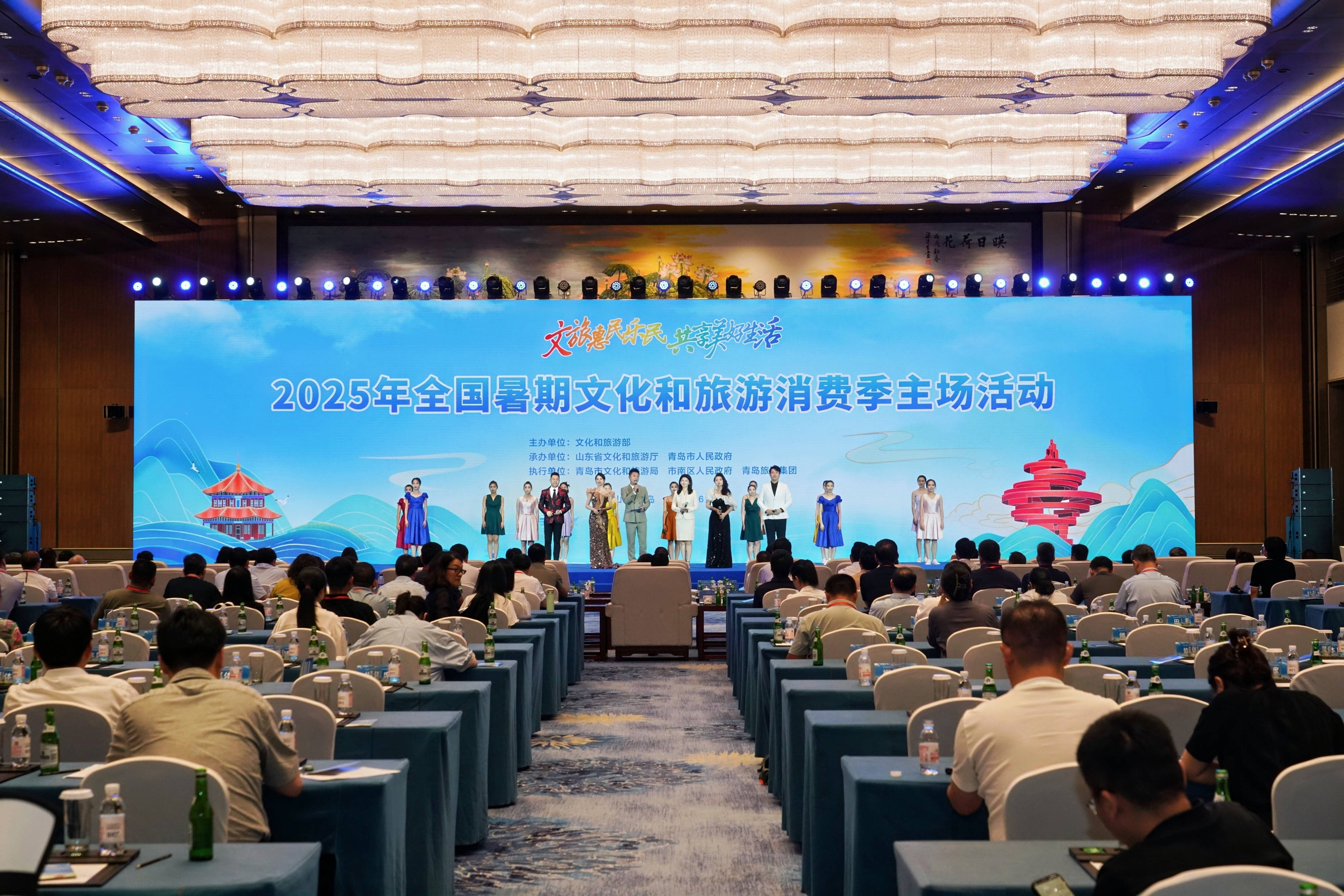 2025年全国规模以上文化企业营收增长7.4%