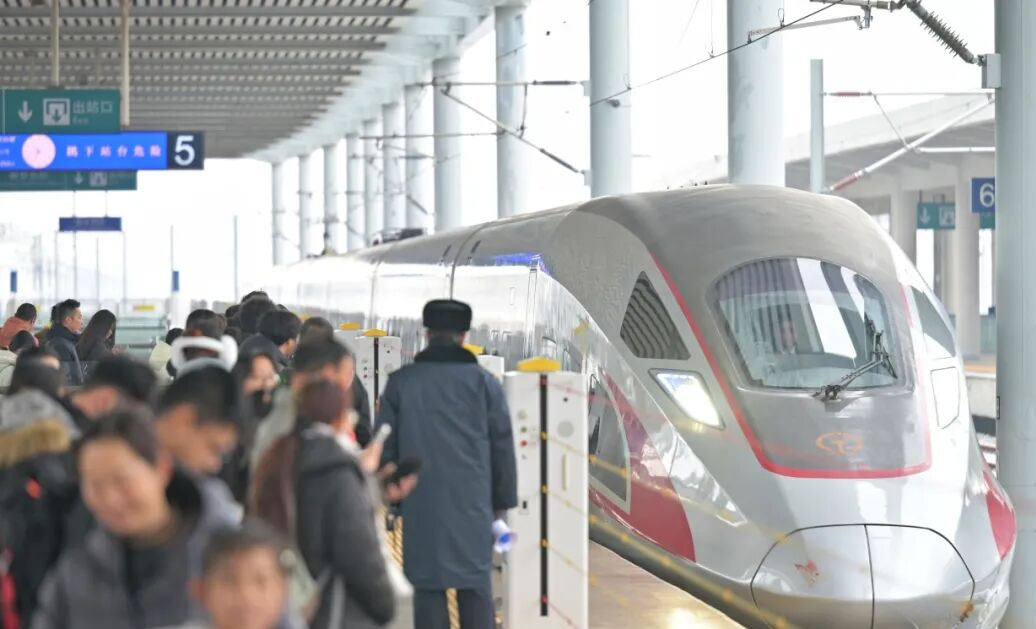 春运火车票已累计发售超5100万张