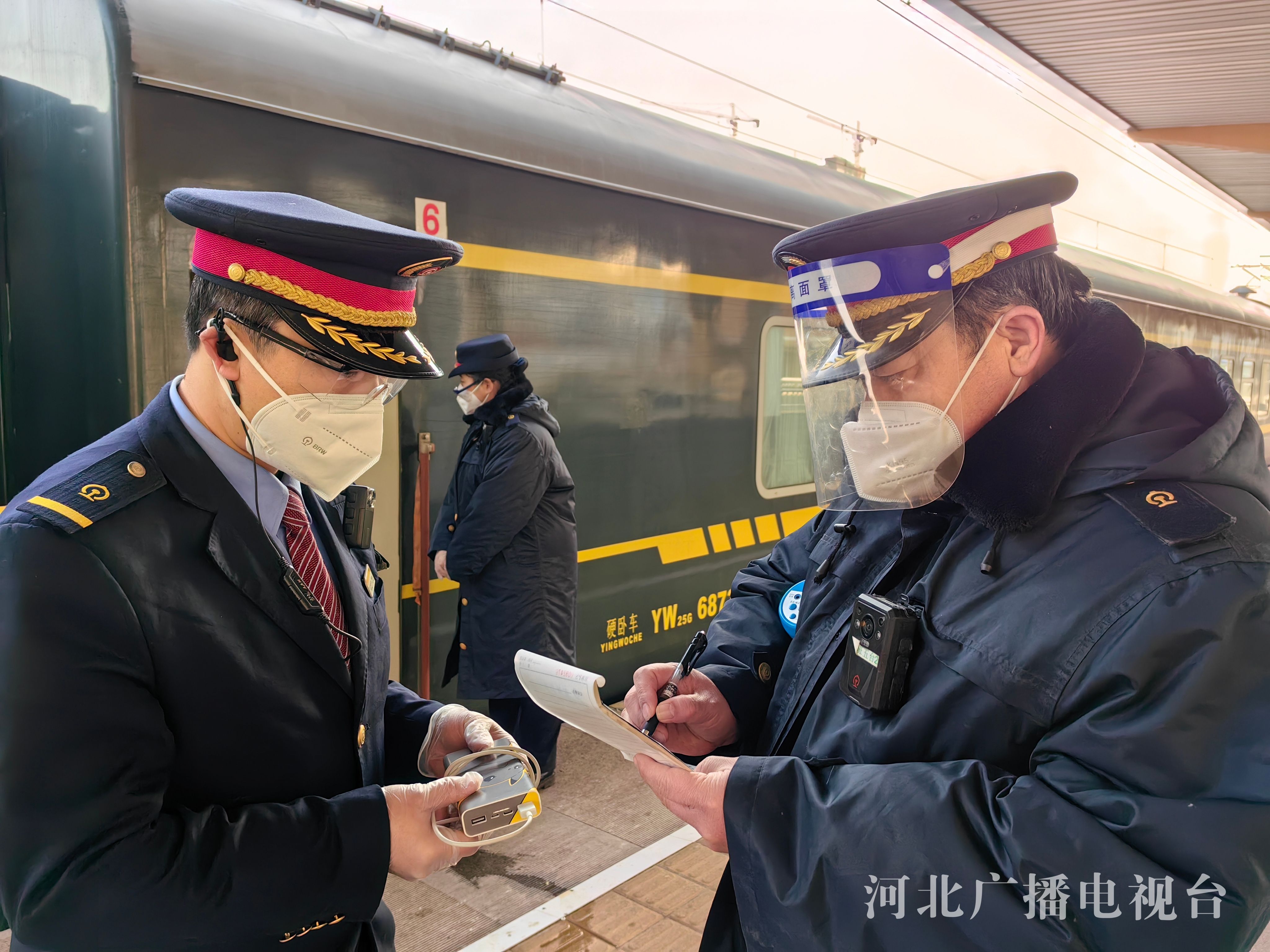新春走基层丨铁路供水人：保障春运旅途的“一杯好水”