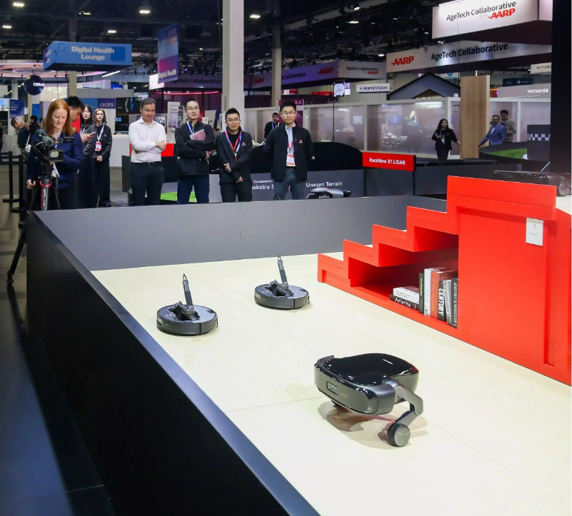 石头科技携多款产品亮相AWE2026