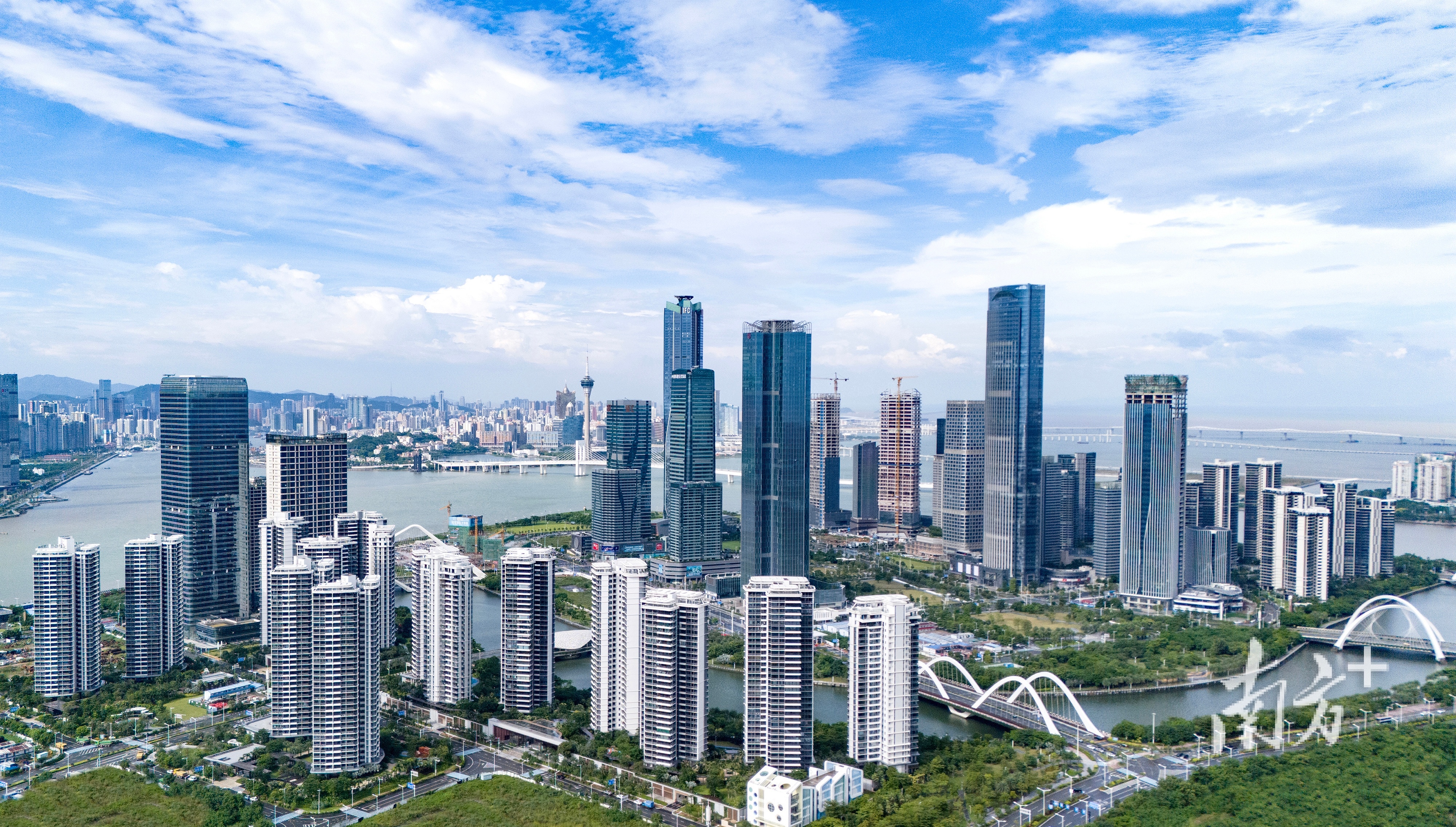 岑浩辉：编制实施好澳门“三五”规划是今年头等重要工作