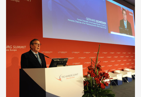 第八届中英经贸论坛探讨深化合作新机遇